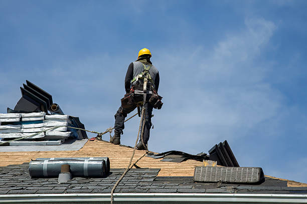 Professional Roofing technician working in Wyoming, NY